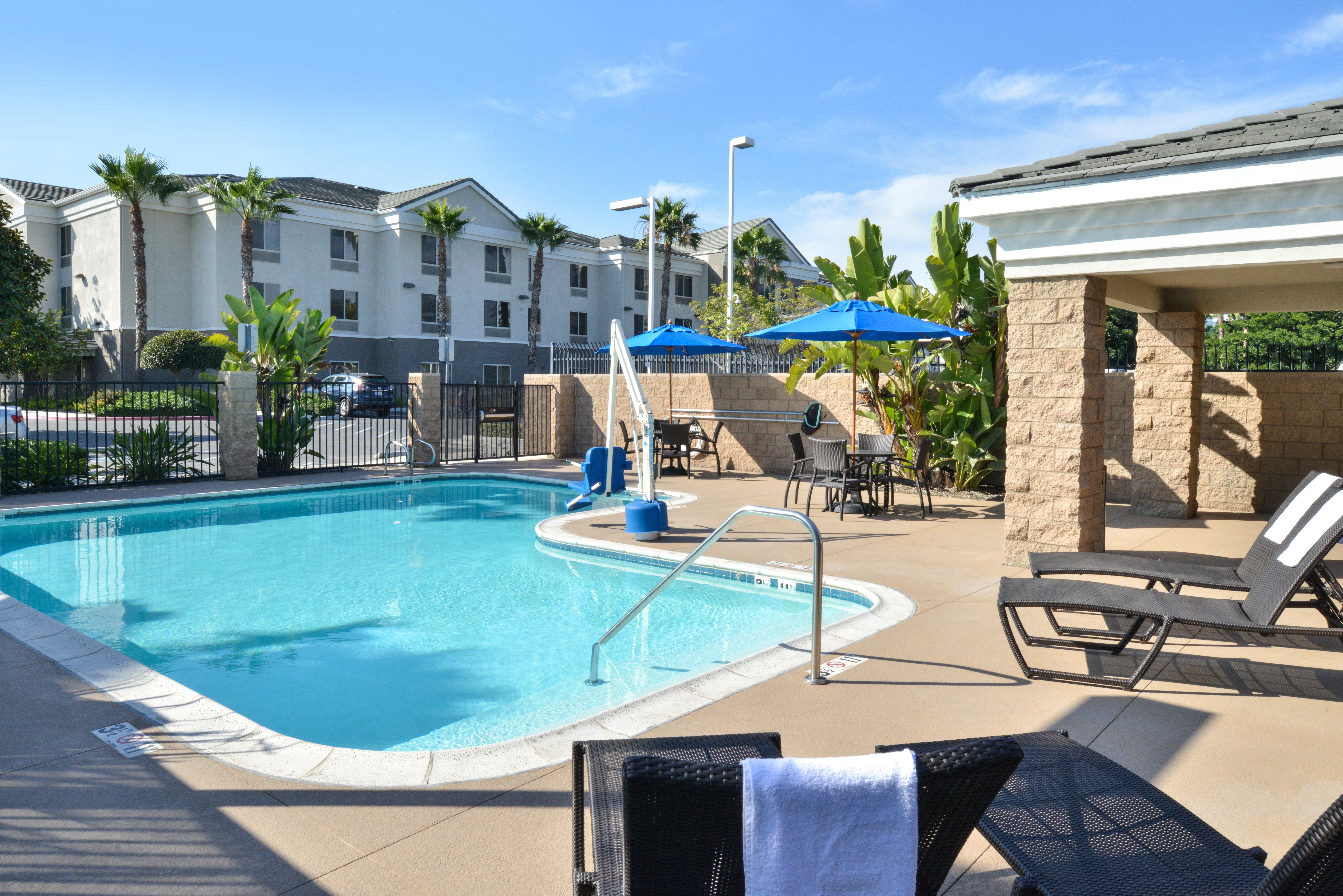 Holiday Inn Express San Diego - Otay Mesa, An Ihg Hotel Exteriör bild